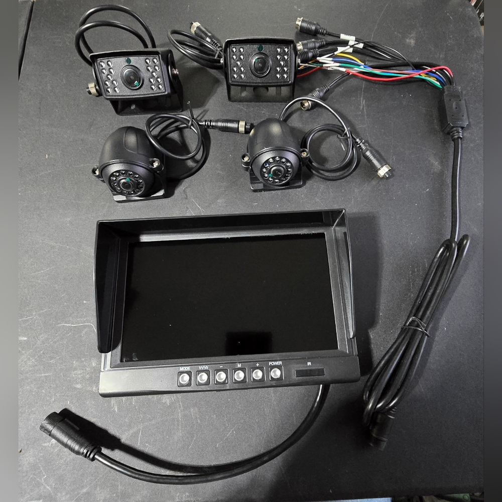 Backup Hd Dvr Monitor System With 4 Cameras